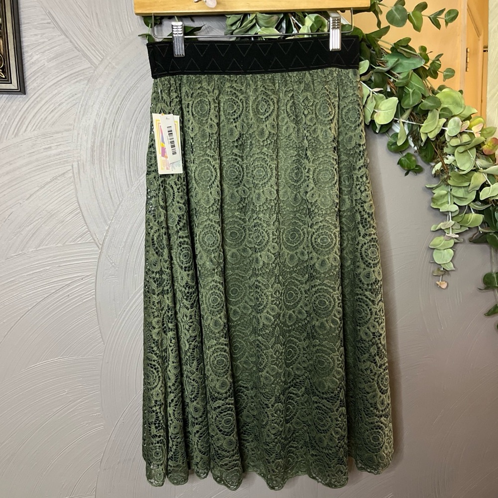 New LulaRoe Lola Green Lace A-Line Skirt